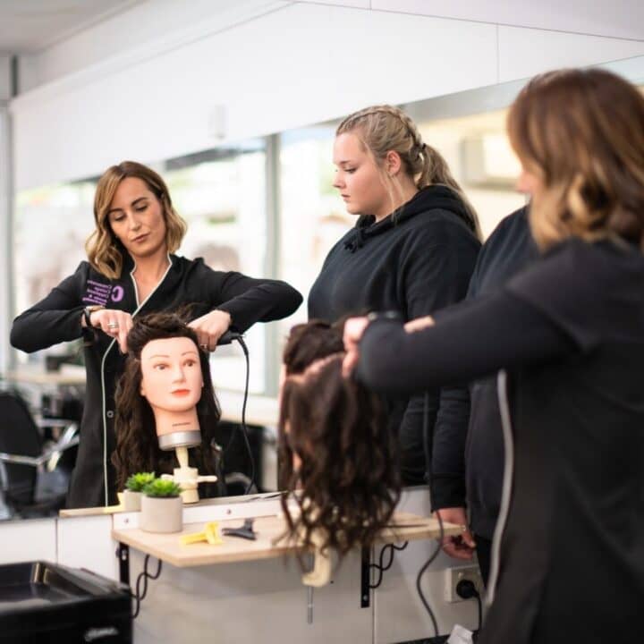 کلاس نیمه خصوصی شینیون