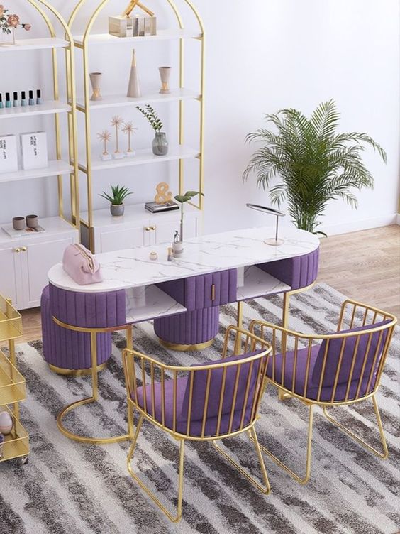 منیره گلی : خدمات تخصصی ناخن در سعادت آباد + آموزش ناخن